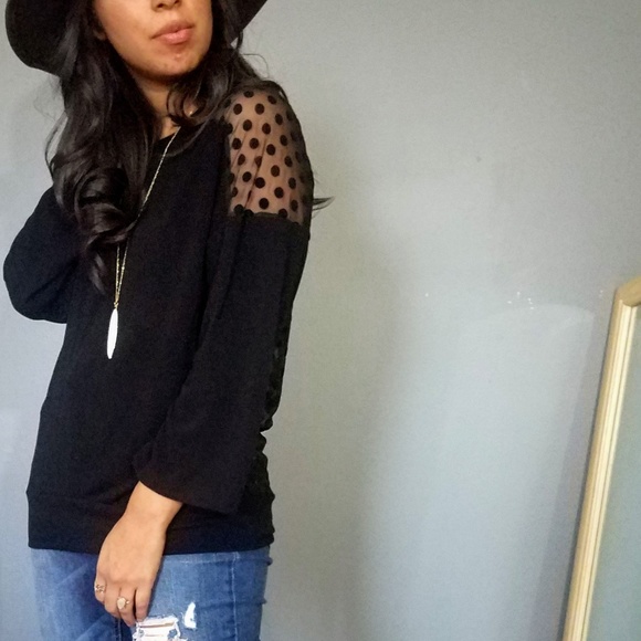LE VIE EN POLKA DOTS JERSEY SWEATER TOP - Picture 2 of 5